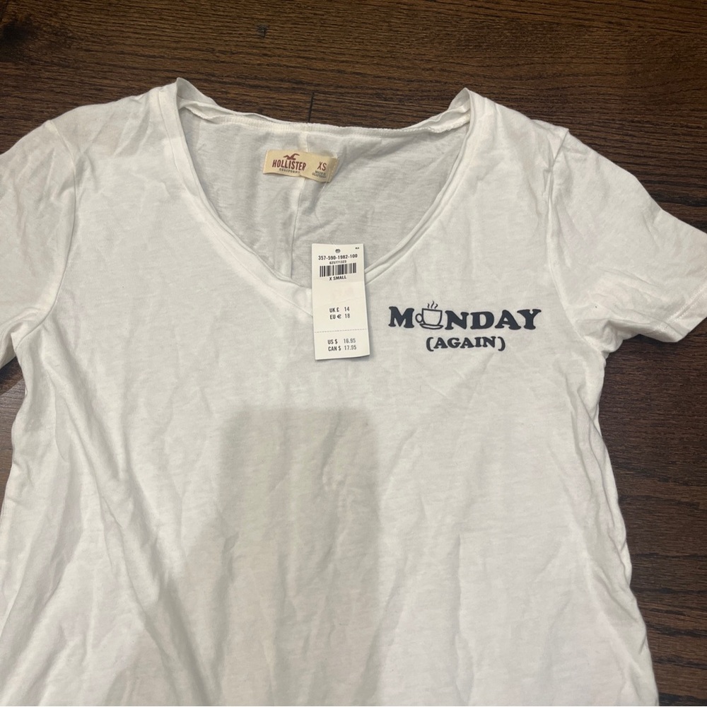 Holister graphic T-shirt size XS